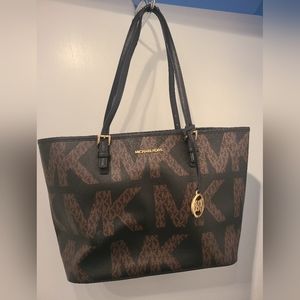 Michael Kors tote